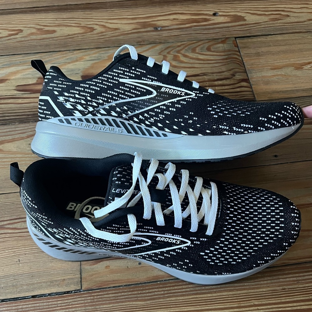 Brooks Levitate GTS 5 Women’s Running Shoes